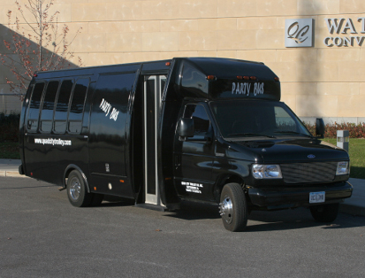 Davenport 20 passenger party bus